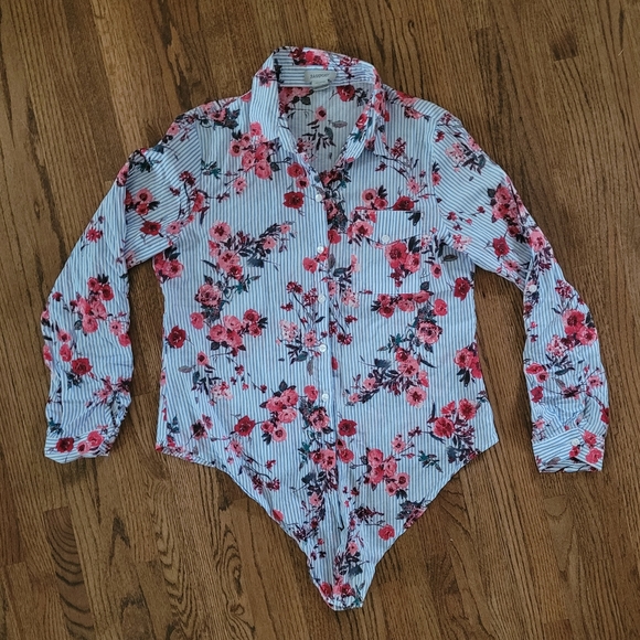 Floral/stripped cotton button up blouse - Picture 2 of 5